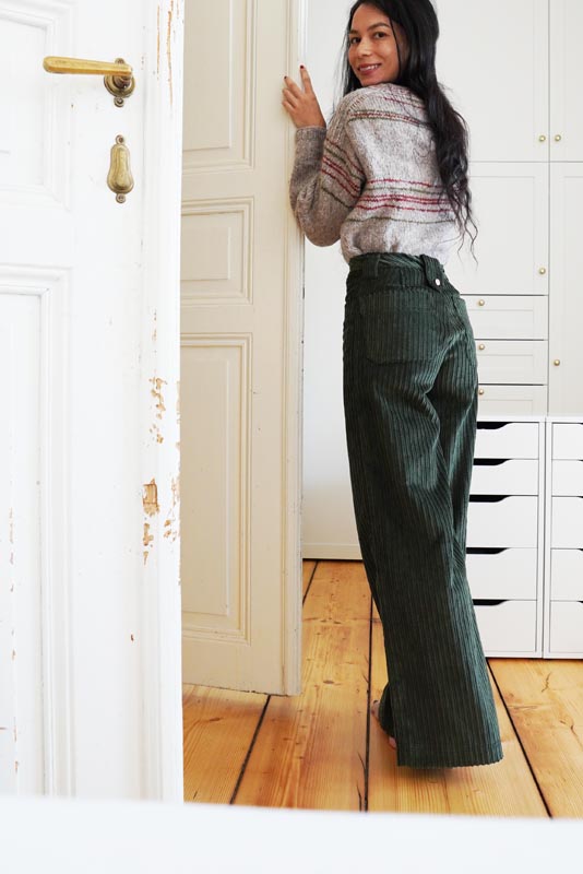 Střih a návod jak ušít dámské manšestráky