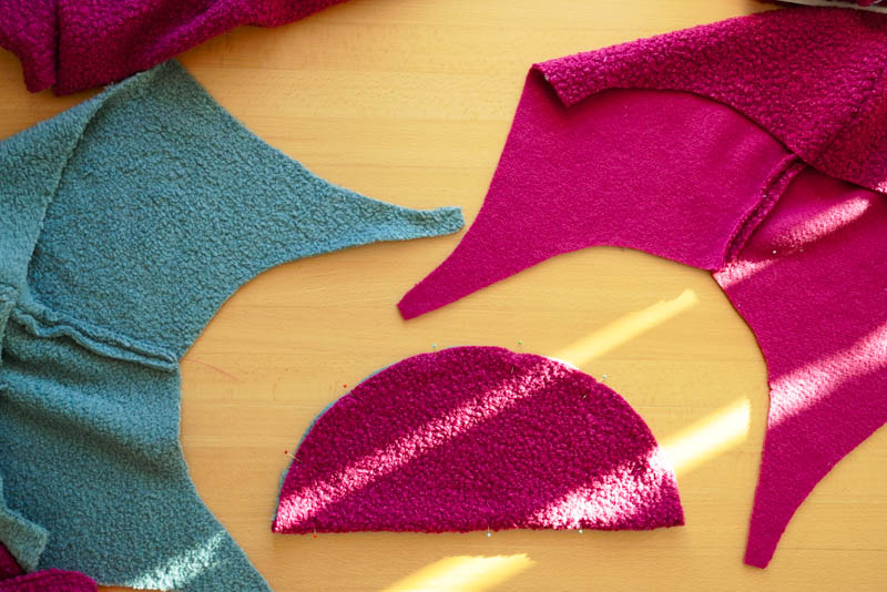 Střih a návod jak ušít chlupatou mikinu s kapucí - kapuce