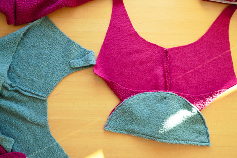 Střih a návod jak ušít chlupatou mikinu s kapucí - kapuce