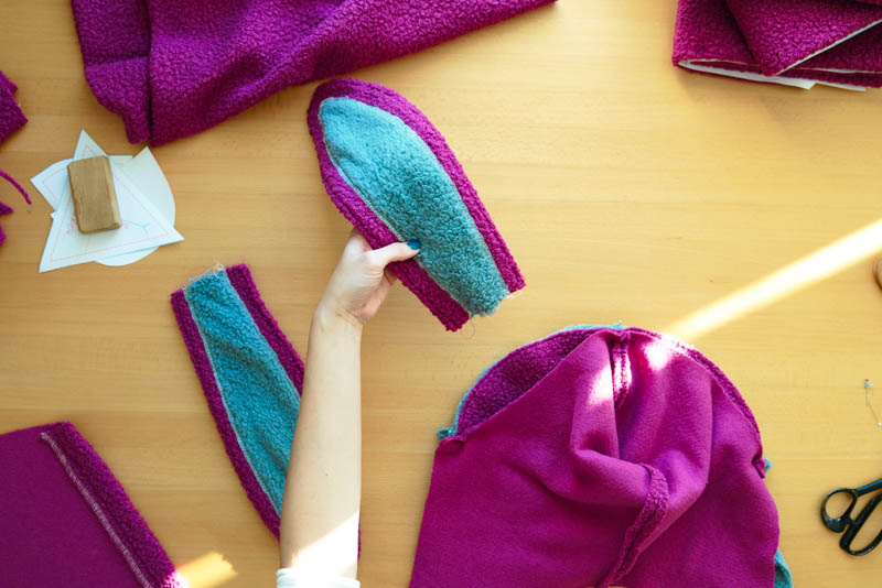 Střih a návod jak ušít chlupatou mikinu s kapucí - kapuce