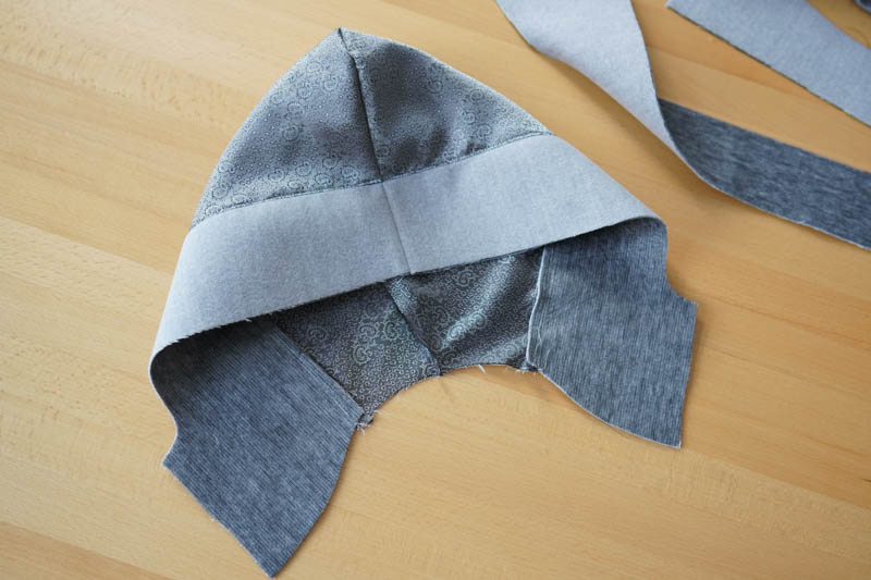 Jak ušít elegantní dámský kabát s podšívkou - kapuce s podšívkou