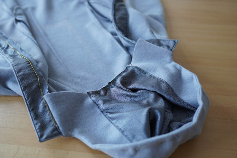 Jak ušít elegantní dámský kabát s podšívkou - kapuce s podšívkou