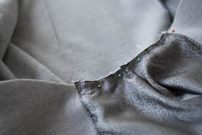 Jak ušít elegantní dámský kabát s podšívkou - kapuce s podšívkou