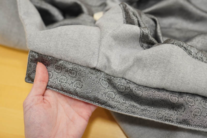 Jak ušít elegantní dámský kabát  - všití podšívky do kabátu