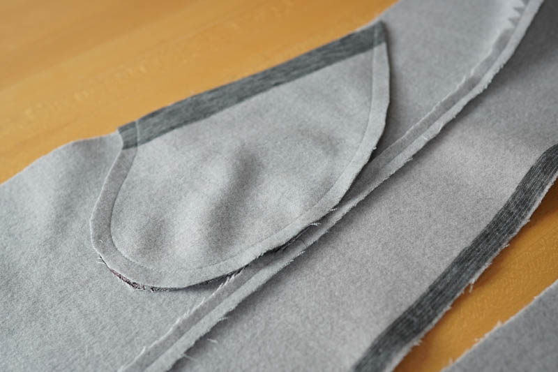 Jak ušít elegantní dámský kabát s podšívkou - šití kapes v bočním švu