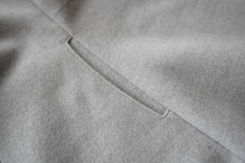 Jak ušít elegantní dámský kabát s podšívkou - šití bočních švů