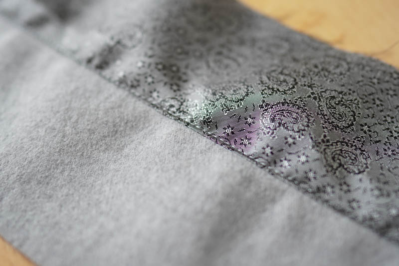 Jak ušít elegantní dámský kabát s podšívkou - všití zipu s podkrytem a nákrytem