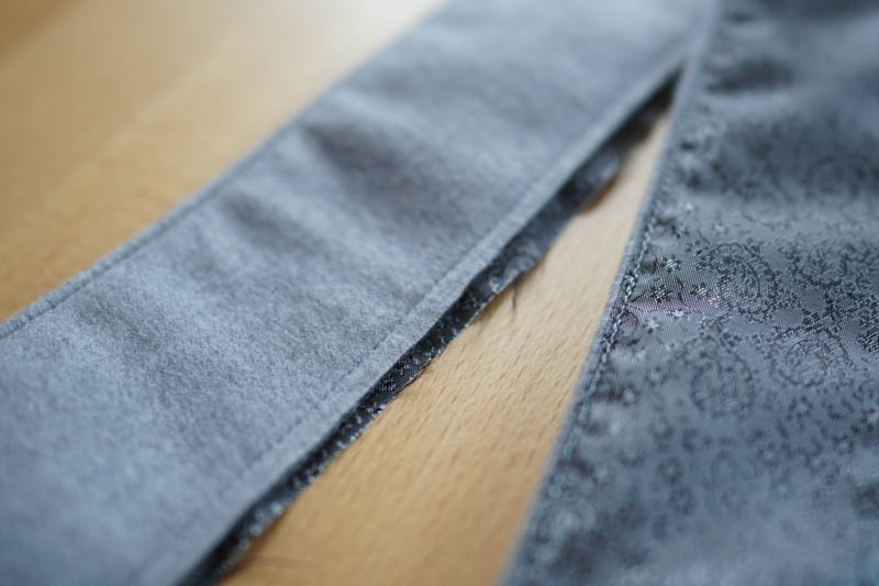 Jak ušít elegantní dámský kabát s podšívkou - všití zipu s podkrytem a nákrytem