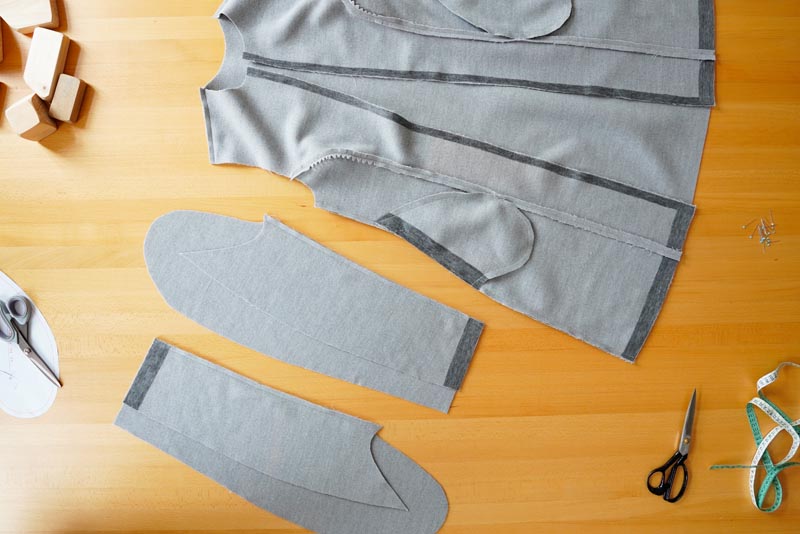 Jak ušít elegantní dámský kabát s podšívkou - jak všít rukávy