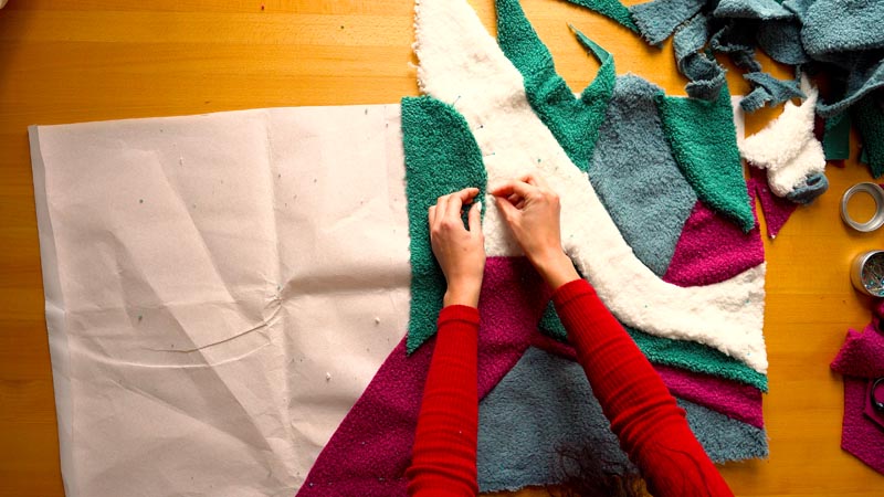 Tipy na šití ze zbytků látek - upcyklace odstřižků na originální polštář - video návod na šití