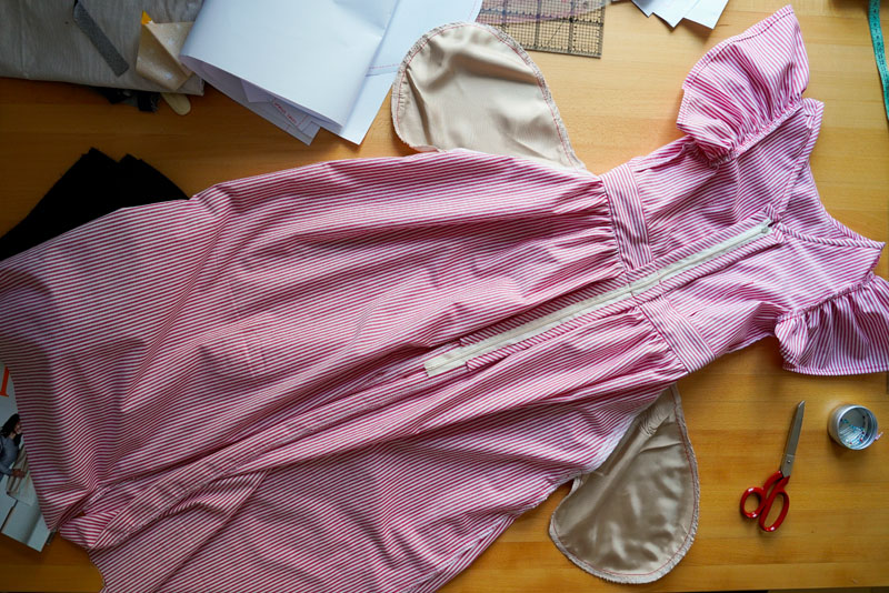 Střih a návod jak ušít dámské maxi šaty - dokončení pásku šatů s vázačkou