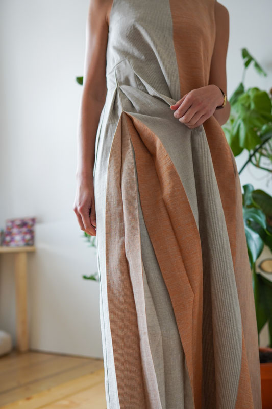 Střih a návod jak ušít pohodlné dámské šaty