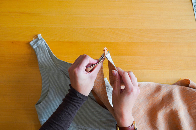 Střih a návod jak ušít pohodlné dámské šaty - podsádka