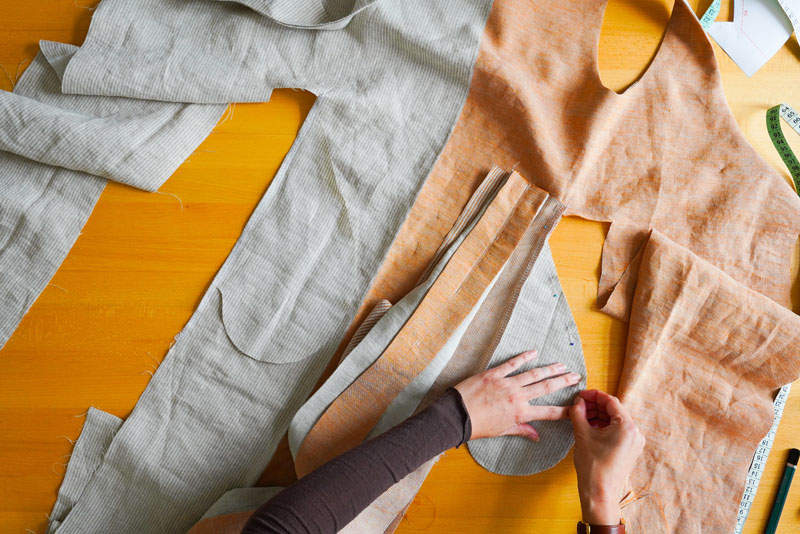 Střih a návod jak ušít pohodlné dámské šaty - vsadky