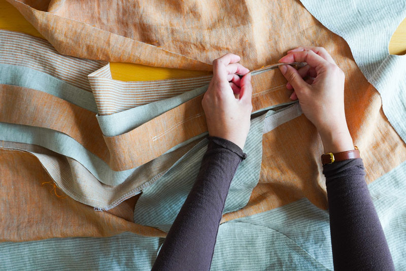 Střih a návod jak ušít pohodlné dámské šaty - vsadky