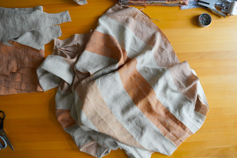 Střih a návod jak ušít pohodlné dámské šaty - vsadky