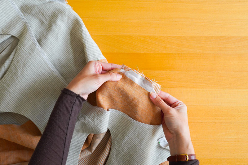 Střih a návod jak ušít pohodlné dámské šaty - vsadky