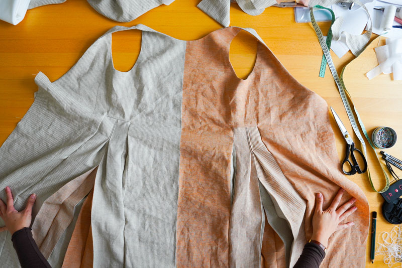 Střih a návod jak ušít pohodlné dámské šaty - vsadky