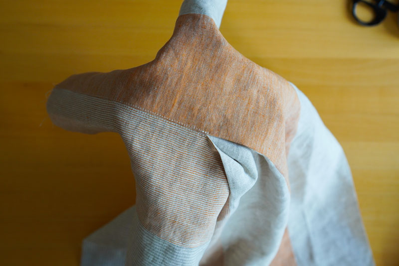 Střih a návod jak ušít pohodlné dámské šaty - vsadky