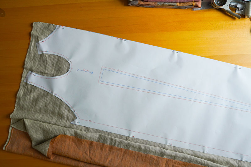 Střih a návod jak ušít pohodlné dámské šaty - střihová příprava