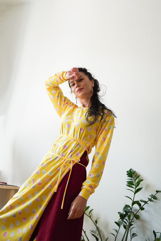 PDF a papírový střih na jednoduché dámské tričkové šaty + podrobný návod na šití krok za krokem