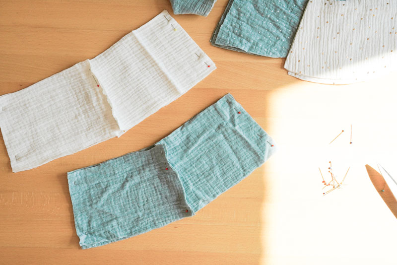 Střih a podrobný foto návod jak ušít oboustranný klobouk