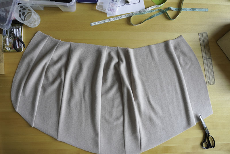 Jak ušít dámskou zavinovací pouzdrovou sukni - podrobný fotonávod šití
