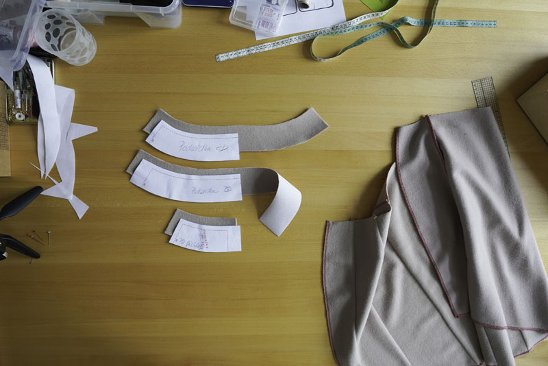 Jak ušít dámskou zavinovací pouzdrovou sukni - podrobný fotonávod šití