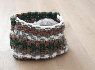 Háčkovaný košík