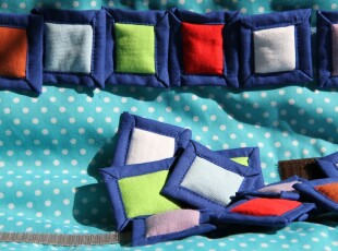 Barevné polštářky