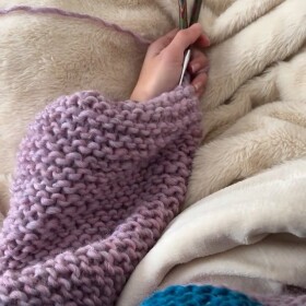 v procesu ♥️

pletení • knitting • pletený svetr • pletací příze Drops Snow • knitted sweater