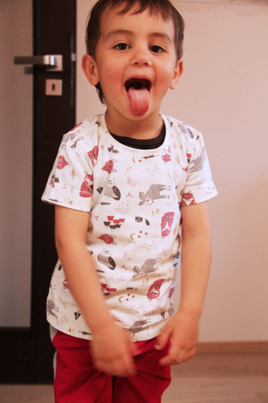 Jak ušít tričko (návod krok za krokem)