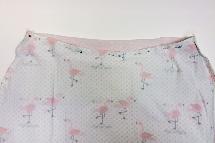 Jednoduchý střih na dětské šaty + návod na šití krok za krokem