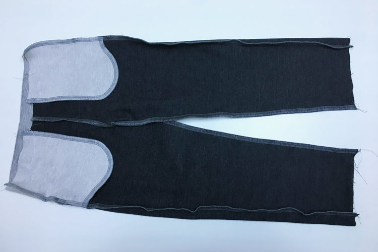 Střih na dětské tepláky se sedlem a kapsami - návod jak ušít tepláky krok za krokem