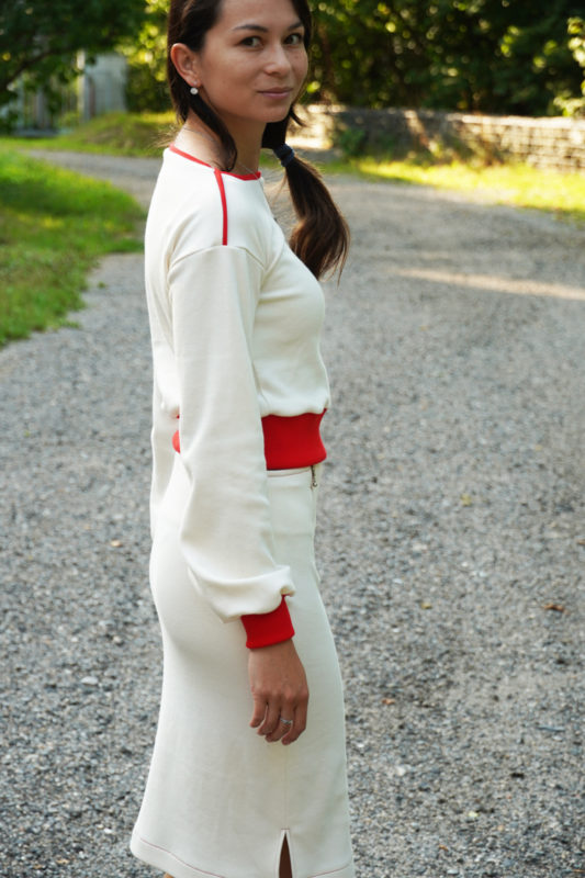 Sada střih - střih na pohodlný dámský kostýmek - tričko+ sukně