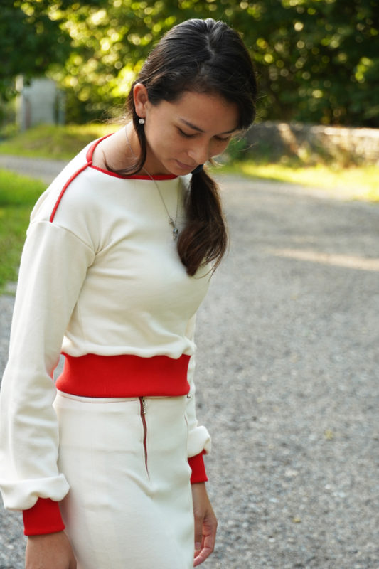 Sada střih - střih na pohodlný dámský kostýmek - tričko+ sukně