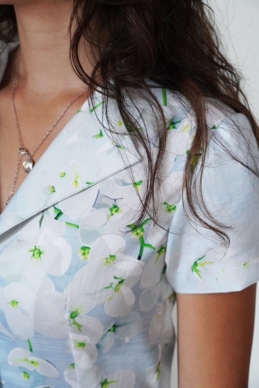 Střih na jednoduché dámské retro "košilové" šaty + návod na šití zdarma