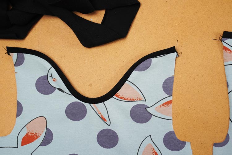 Návod jak ušít dětské body