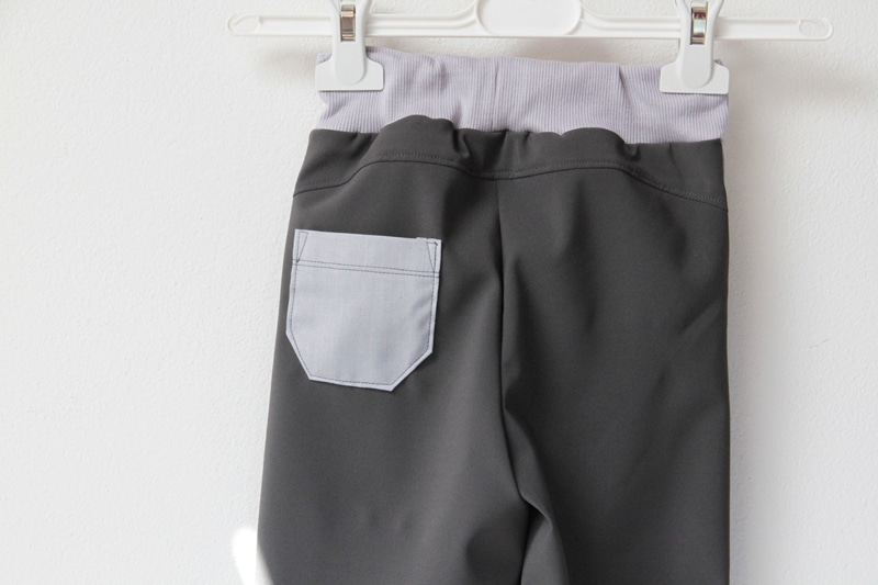 Střih na dětské rostoucí softshellové kalhoty