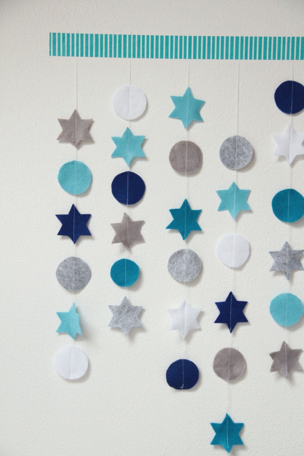 Návod na jednoduchou zimní dekoraci z plsti