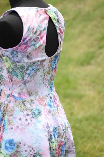 Dámské ručně šité šaty, Burda Style 6/2016