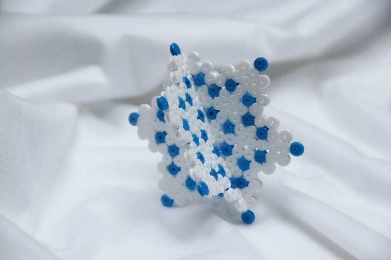 Návod jak vyrobit 3D vločku z koráků