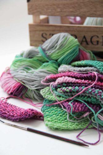 Projekt leden / únor 2017 - ručně pletená deka ve stylu patchwork