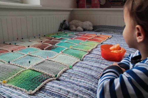 Projekt leden / únor 2017 - ručně pletená deka ve stylu patchwork